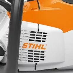 Stihl MSA 220 C-B Akkumoottorisaha -Piha myymälä msa 220 kaatosuunta